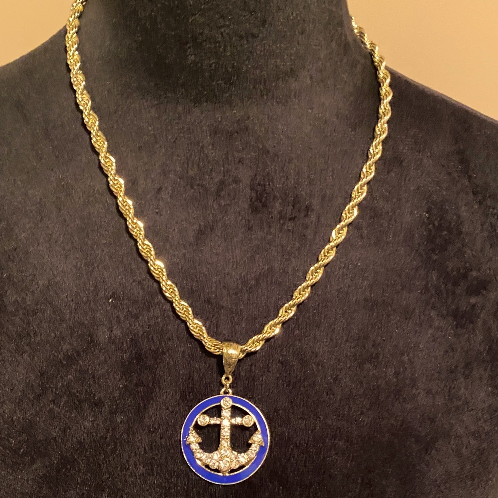 Neckalace - Picture 2 of 5